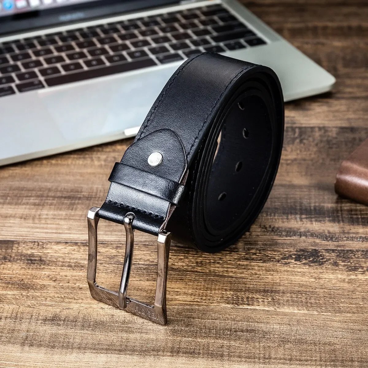 2024 New Gift Business Luxury Company Mens Set 6 in 1 Watch Glasses Pen Keychain Belt Purse Welcome Holiday Birthday